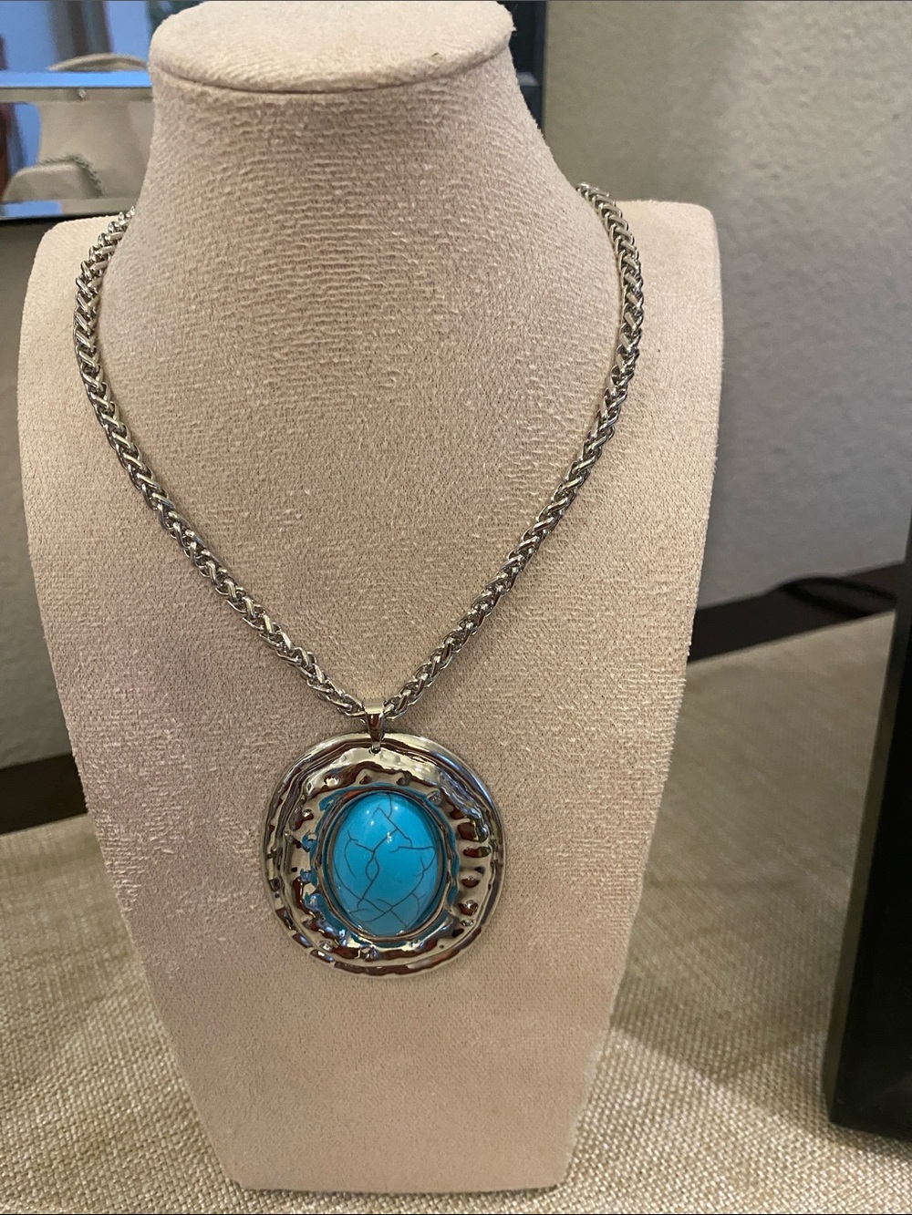 Faux Turquoise Stone Silver Pendant Necklace - Women Jewelry